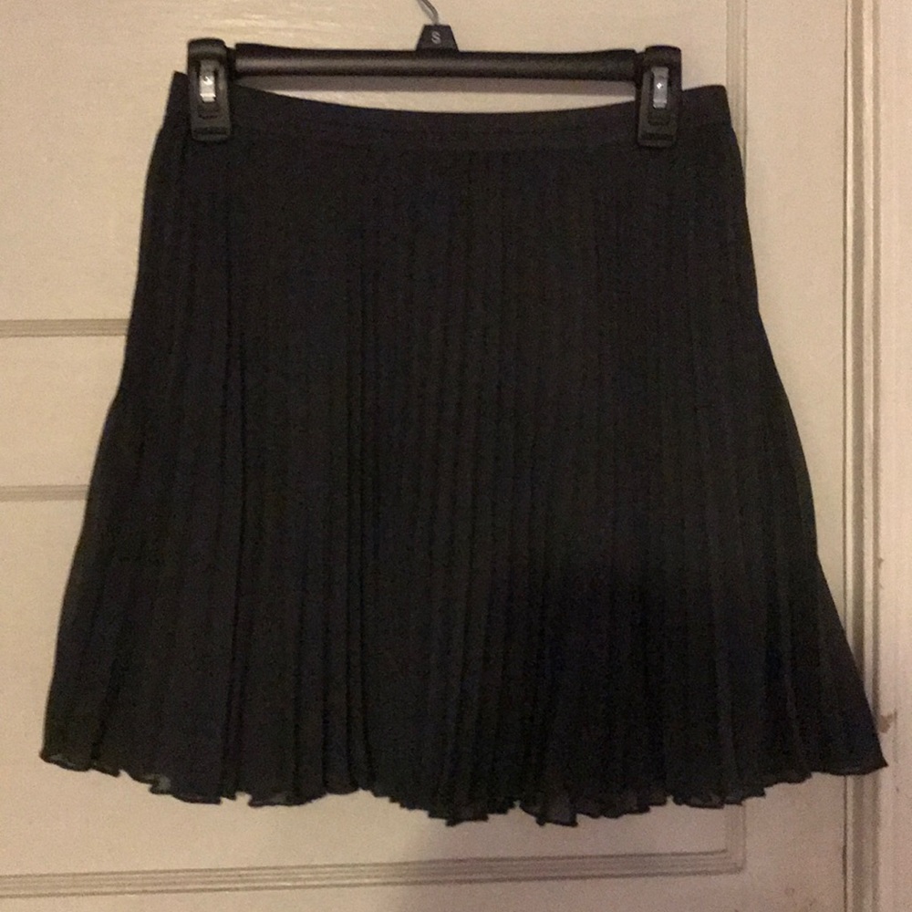 Grey skirt